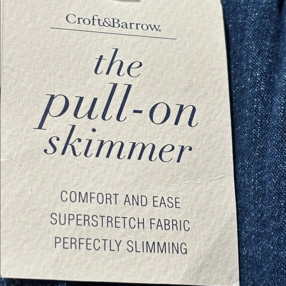 Croft & Barrow Dark Blue Mid Rise Pull-on Skimmer Jeans - Picture 2 of 6